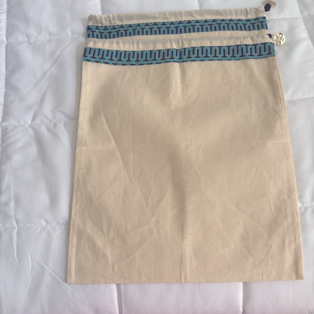 New Tory Burch Dust Bags beige with turquoise trim 12” by 15” set of two - Picture 3 of 3